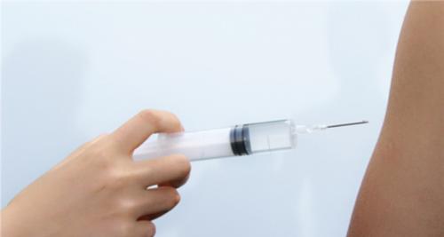 打完疫苗后多久可以洗澡？接种后洗澡时间安排及注意事项